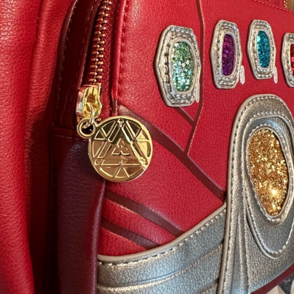 Loungefly Marvel Endgame Iron Gauntlet Backpack - Picture 3 of 7